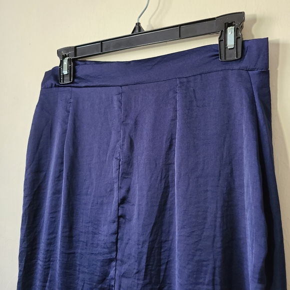 Lulu's Deep Blue Satin Midi Skirt Womens Size Medium - Picture 4 of 5